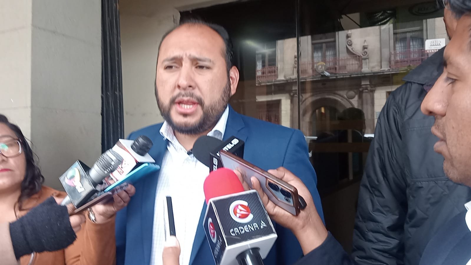 Gobierno confirma vigencia de orden de aprehensión contra hijo del ...